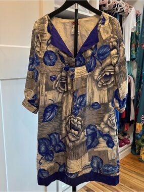 Yoana Baraschi 100% Silk Floral Dress Lined, Pockets. Gorgeous!!! Size 2